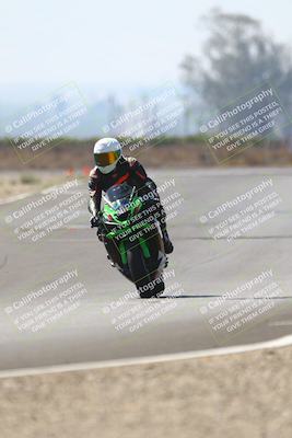 media/Sep-20-2025-TrackDaz (Sat) [[27f0cde673]]/B Group/220pm (Turn 9)/